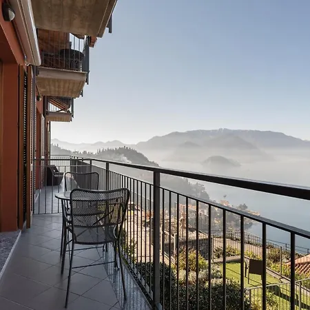 Stunning Sunset Over Varenna Apartment Perledo