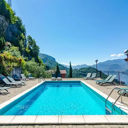 Stunning Sunset Over Varenna Apartment *