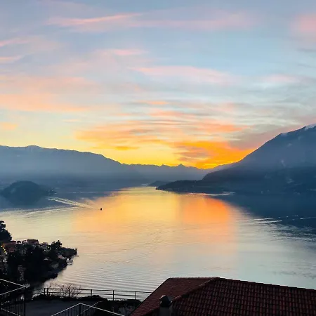 Lejlighed Stunning Sunset Over Varenna *